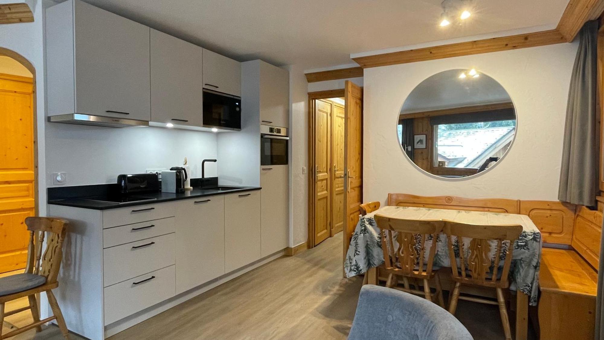 Meribel Centre La Chaudanne, Real Ski In And Out, 3 Bedrooms 2 Bathrooms Newly Renovated, Chalet L'Eperviere Exterior foto