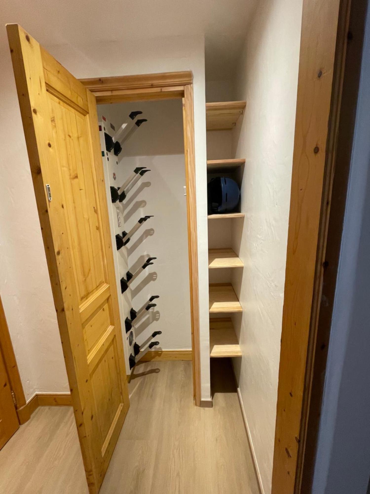 Meribel Centre La Chaudanne, Real Ski In And Out, 3 Bedrooms 2 Bathrooms Newly Renovated, Chalet L'Eperviere Exterior foto